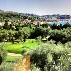 cinqueterre-hause-del-torretto.hotelitalianriviera.com/